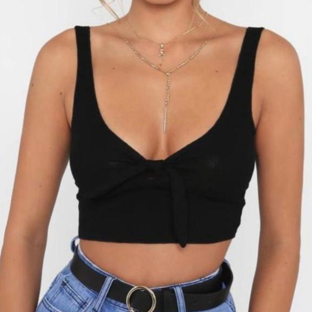 Black tie Crop top